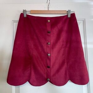 Lauren Conrad Maroon Suede-like Scalloped Mini Skirt (size: 4)